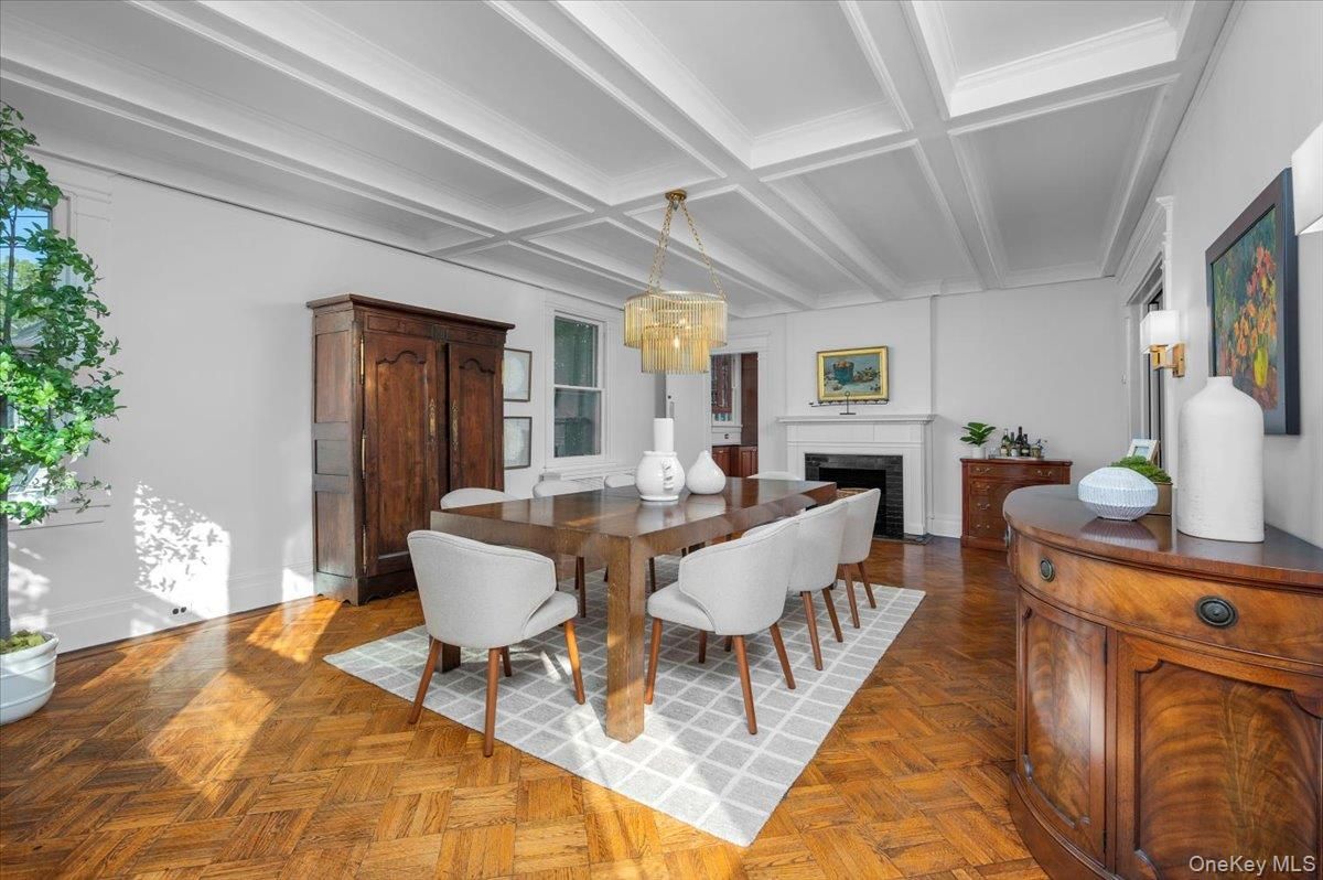 Chandelier, Dining room, Fireplace, Interior, Wood Texture Flooring