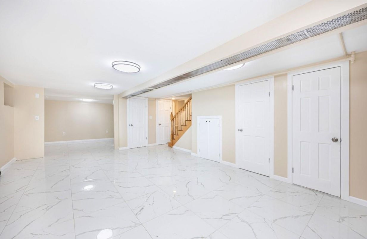 Empty room, Interior, Marble