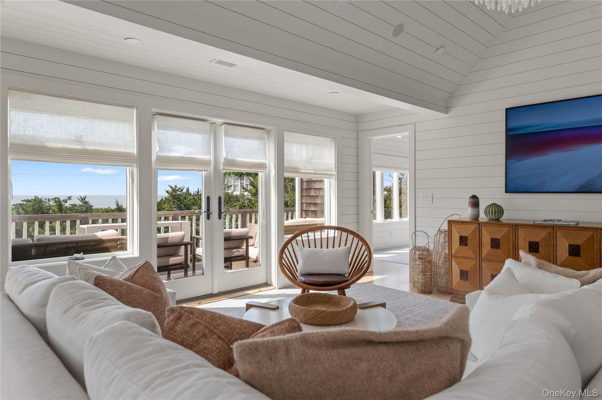 Interior, Living room, Water, Wood Texture Flooring