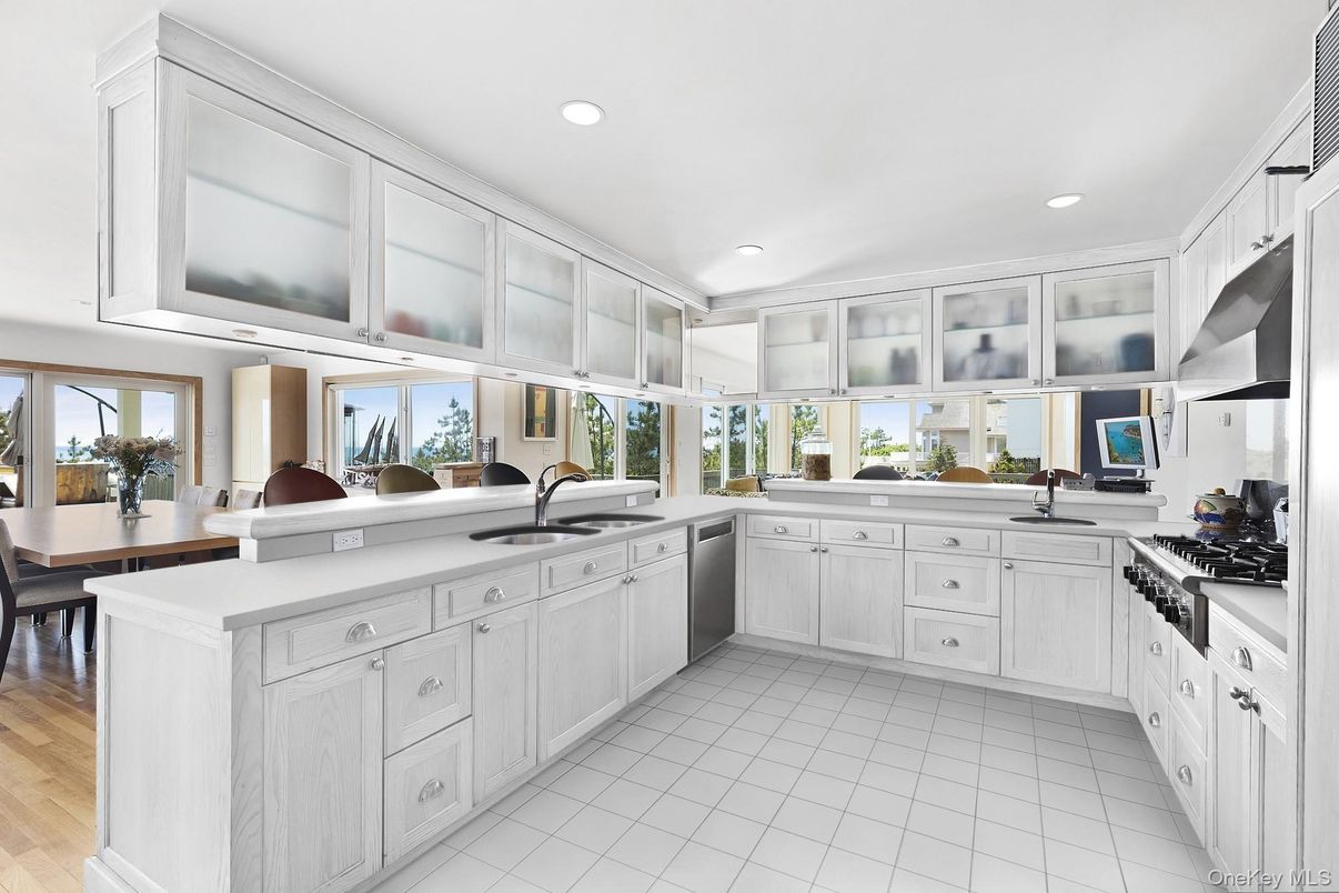 Dining room, Interior, Kitchen, Recessed Lighting