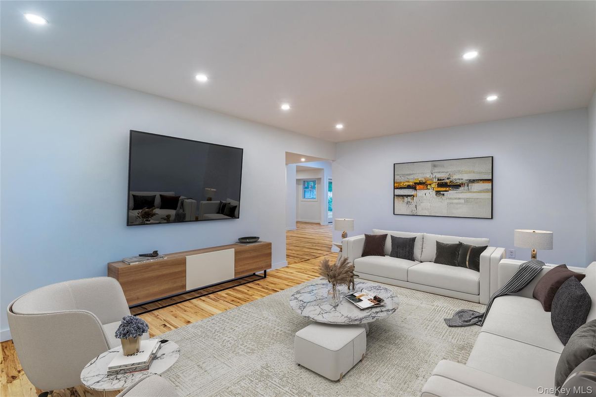 Interior, Living room, Recessed Lighting, Wood Texture Flooring