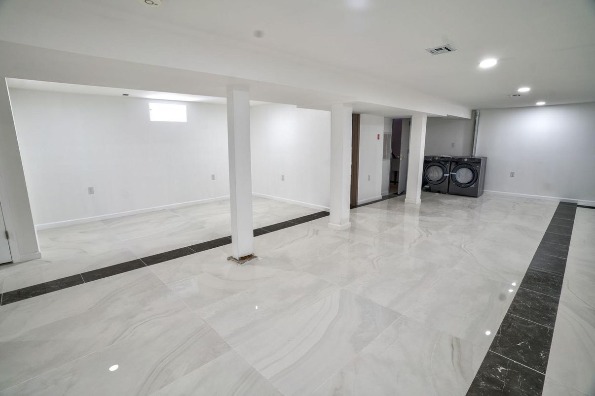 Interior, Marble, Recessed Lighting