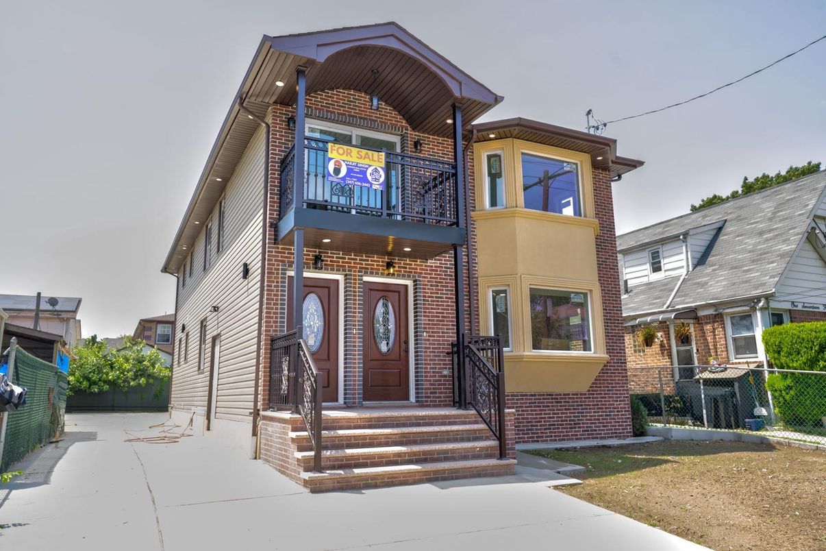 Exterior, Facade, Brick Facade, None