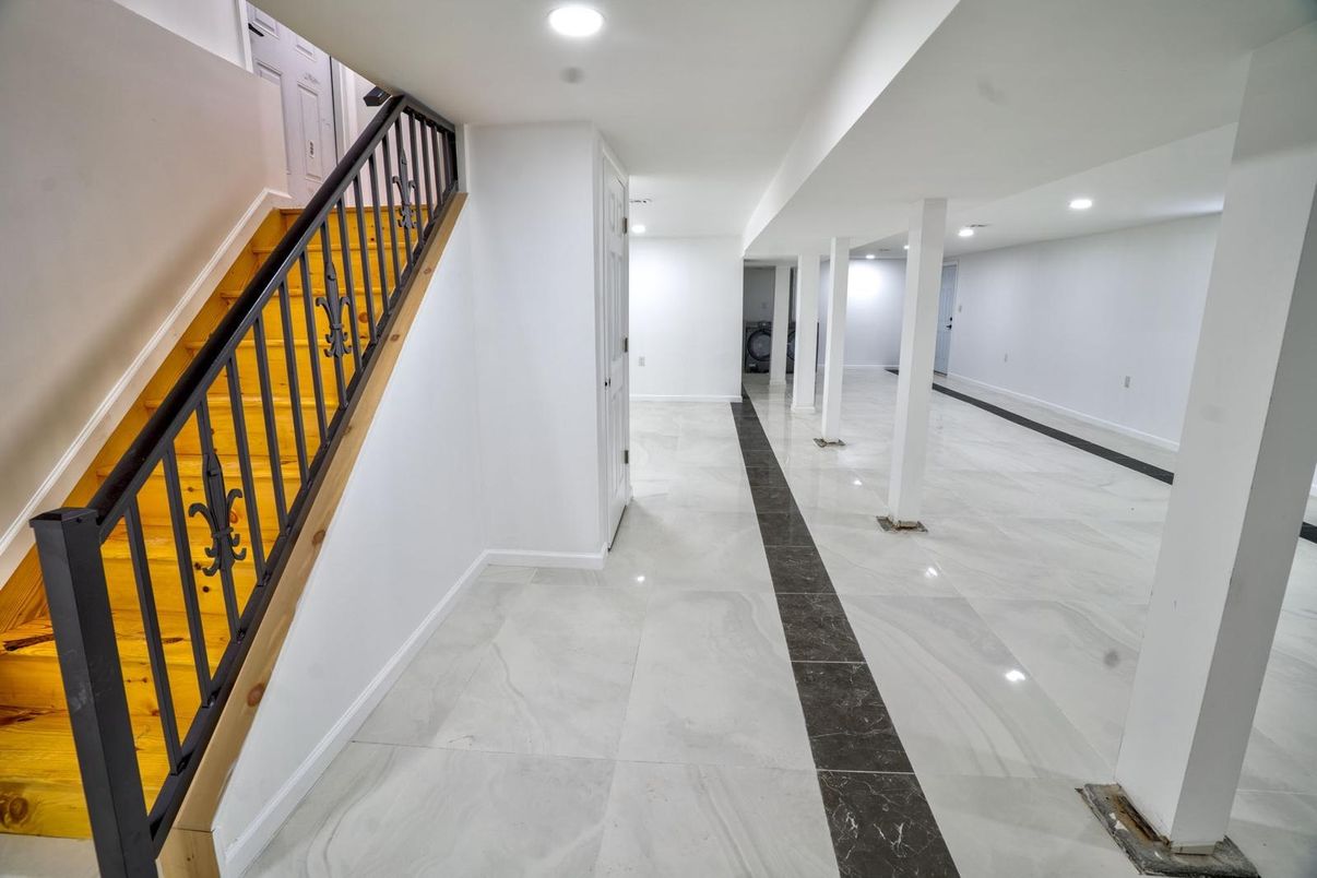 Interior, Marble, Recessed Lighting