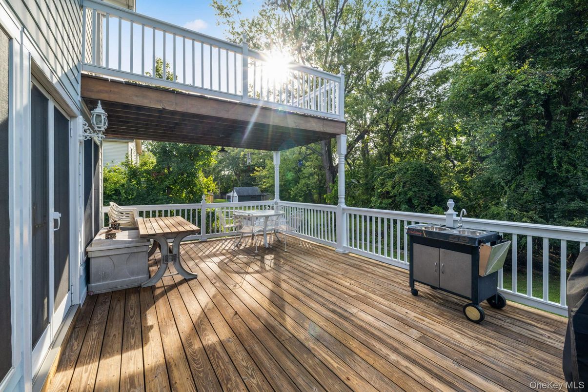 Exterior, Wood Texture Flooring