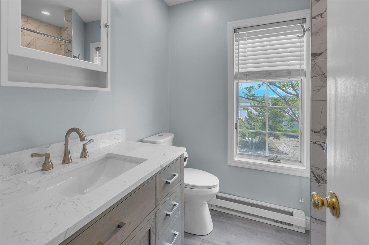 Bathroom, Interior, Marble Walls, Recessed Lighting