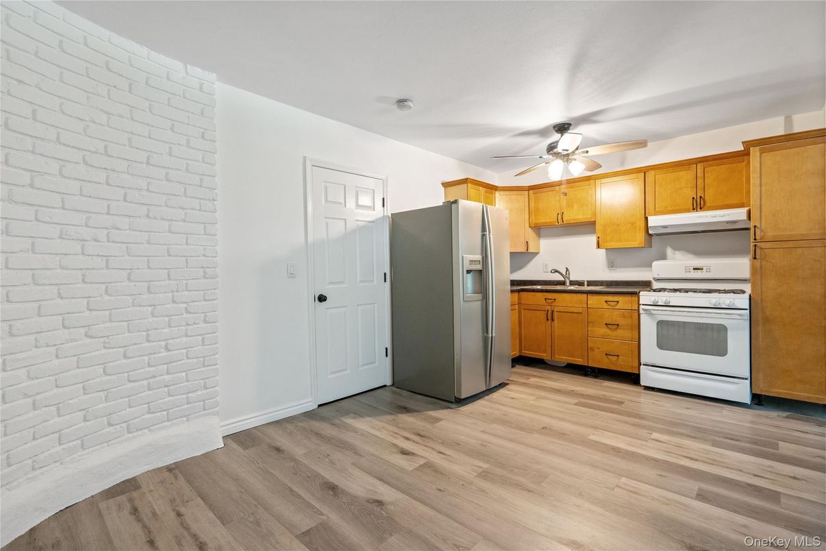 Interior, Kitchen, Stone Walls, Wood Texture Flooring