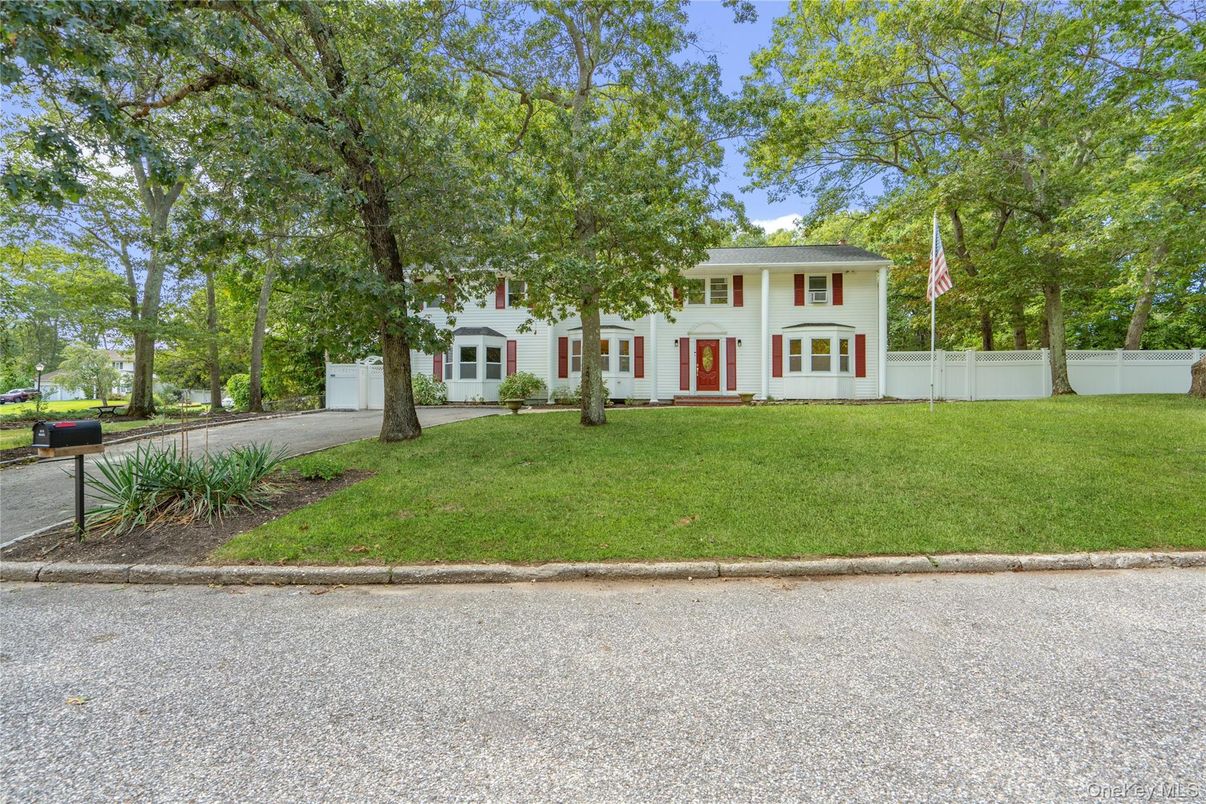 Backyard, Exterior, Facade, Georgian