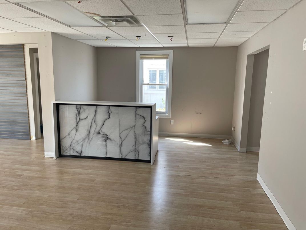 Empty room, Interior, Marble Walls, Wood Texture Flooring