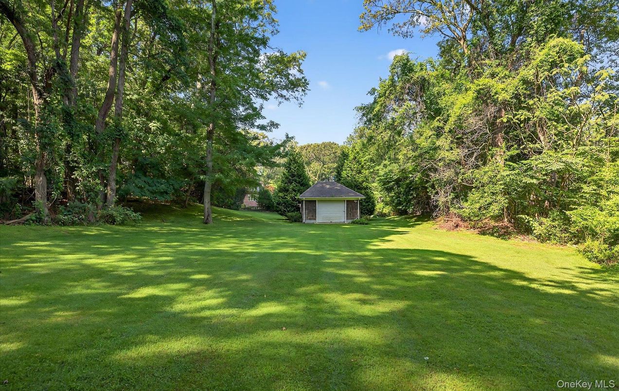 Backyard, Detached Garage, Exterior