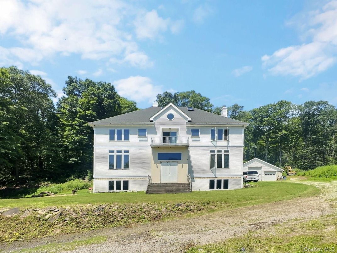 Backyard, Exterior, Facade, Georgian