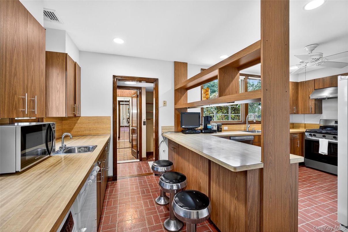 Interior, Kitchen, Recessed Lighting