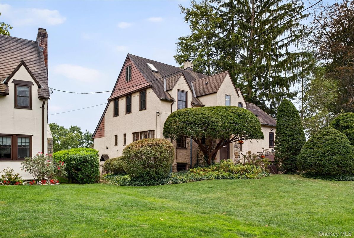 Backyard, Exterior, Facade, Tudor Revival