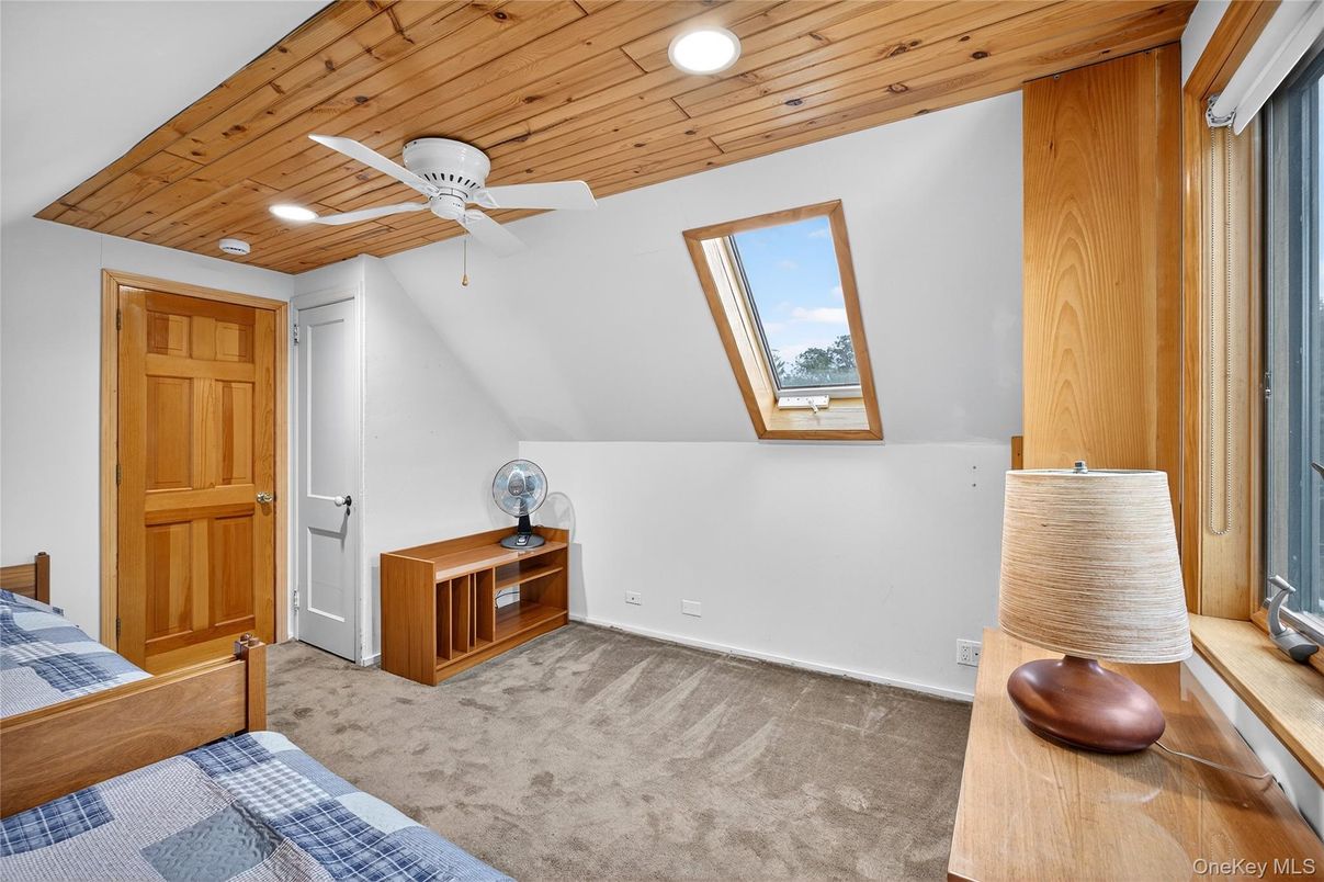 Bedroom, Interior, Recessed Lighting, Wooden Ceilings
