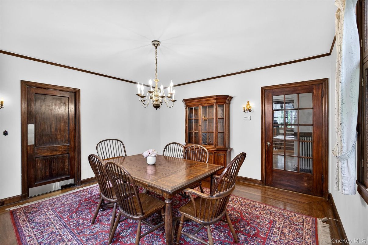 Chandelier, Dining room, Interior, Wood Texture Flooring