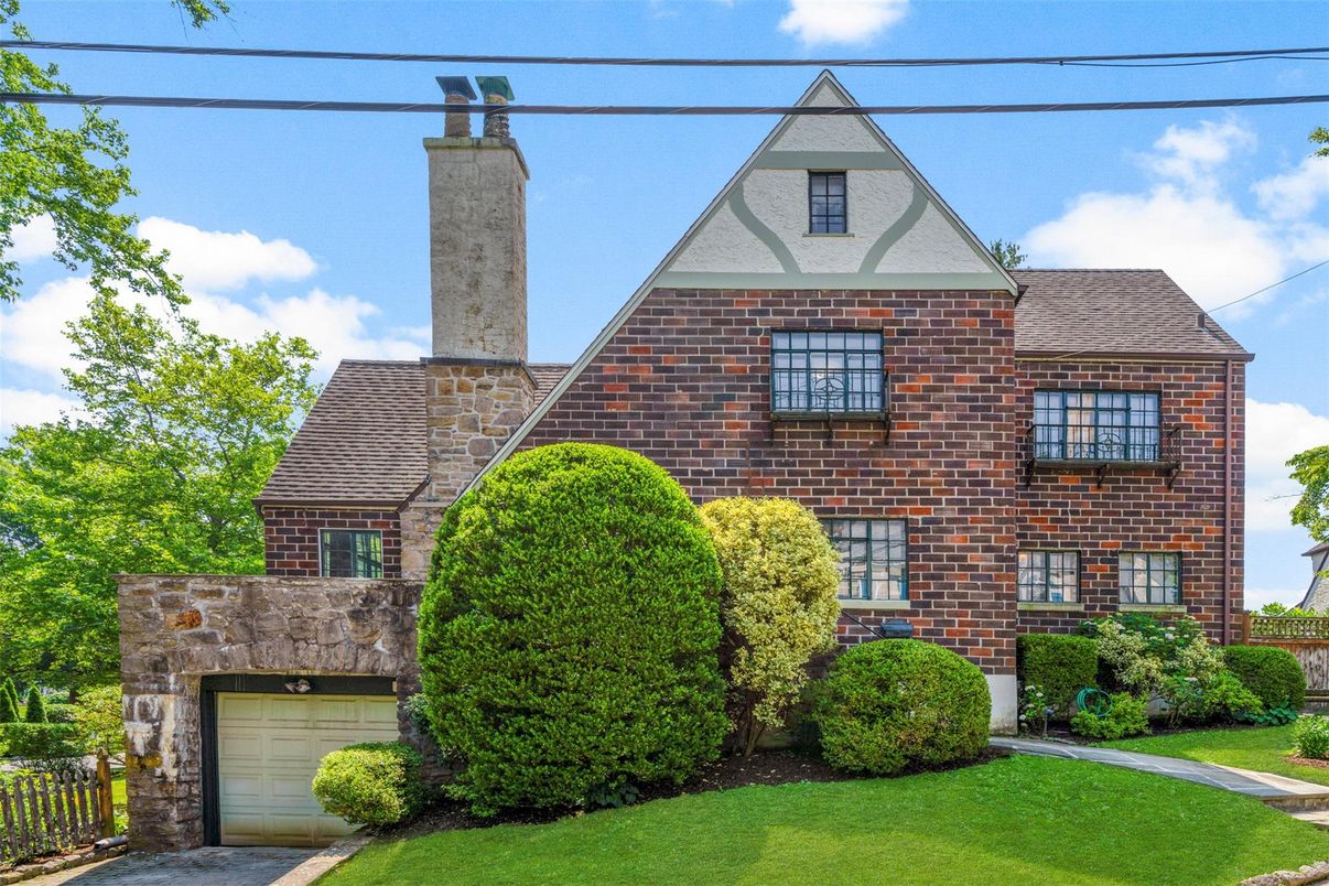 Attached, Exterior, Facade, Brick Facade, Tudor Revival