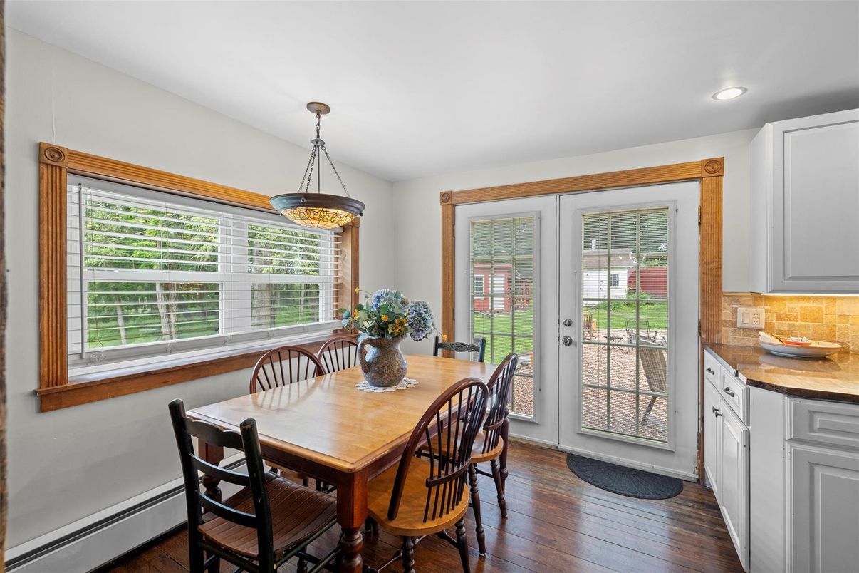Dining room, Interior, Pendant Lights, Recessed Lighting, Wood Texture Flooring