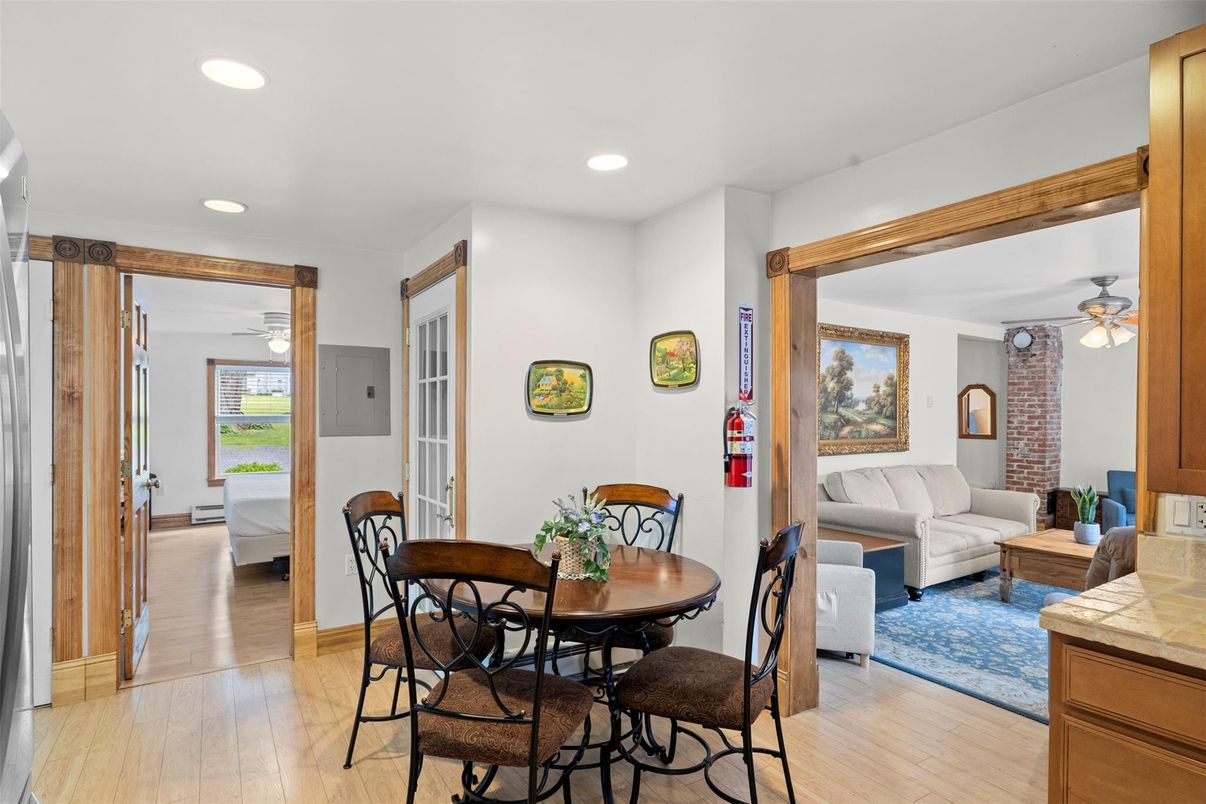 Dining room, Interior, Living room, Recessed Lighting, Wood Texture Flooring