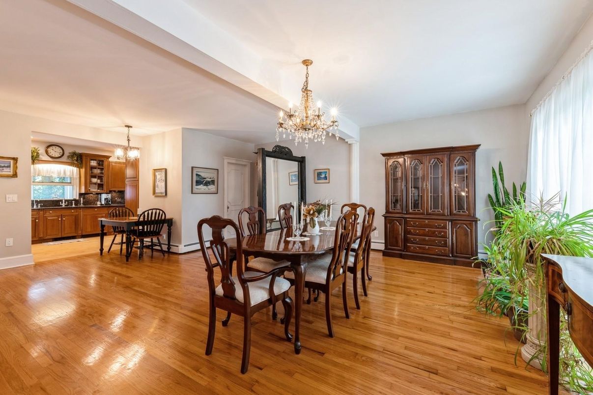 Chandelier, Dining room, Interior, Pendant Lights, Wood Texture Flooring