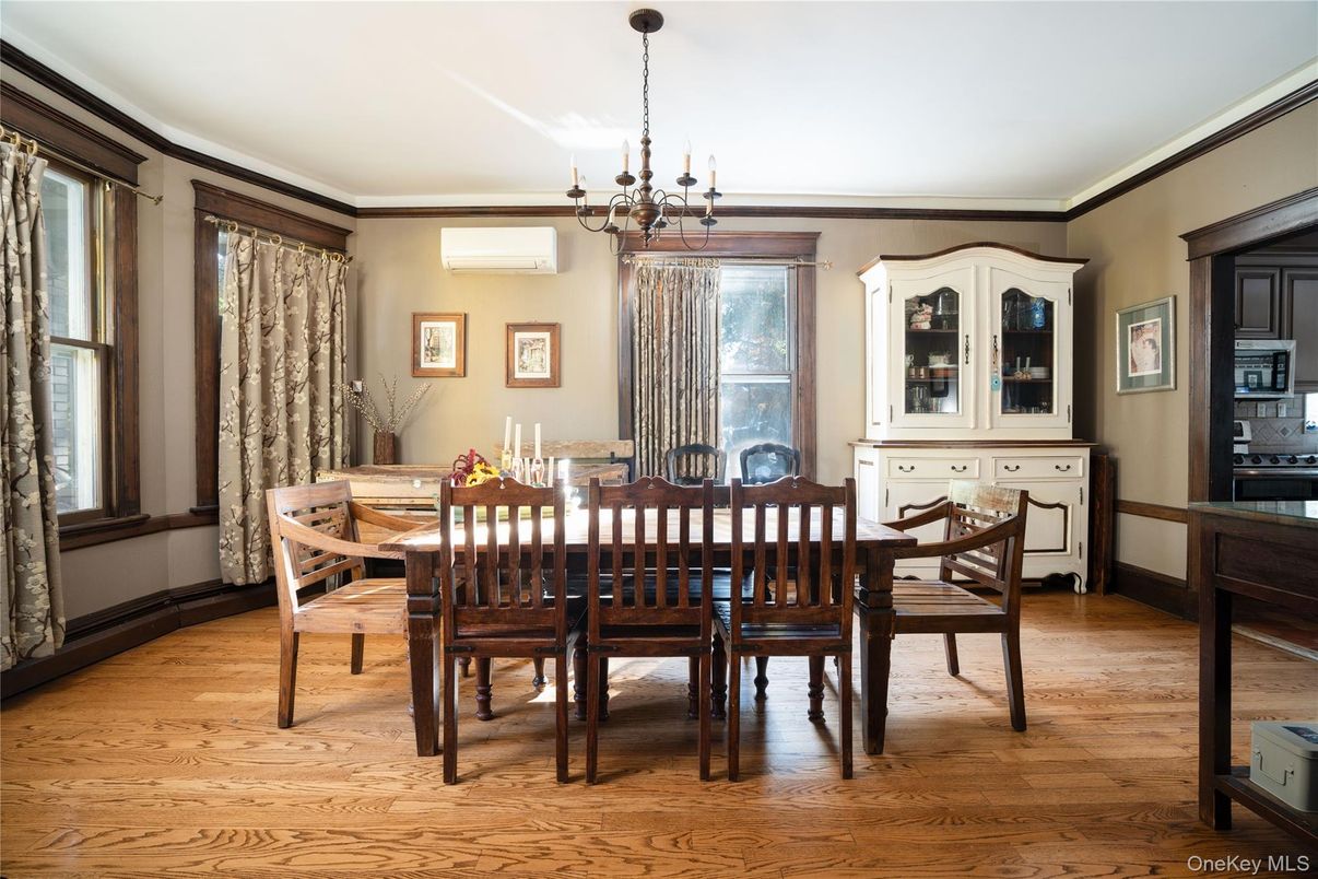 Chandelier, Dining room, Interior, Pendant Lights, Wood Texture Flooring