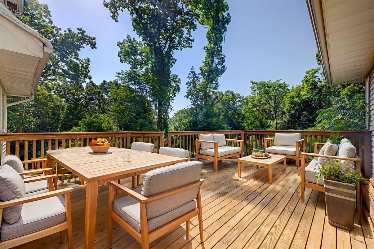 Exterior, Wood Texture Flooring