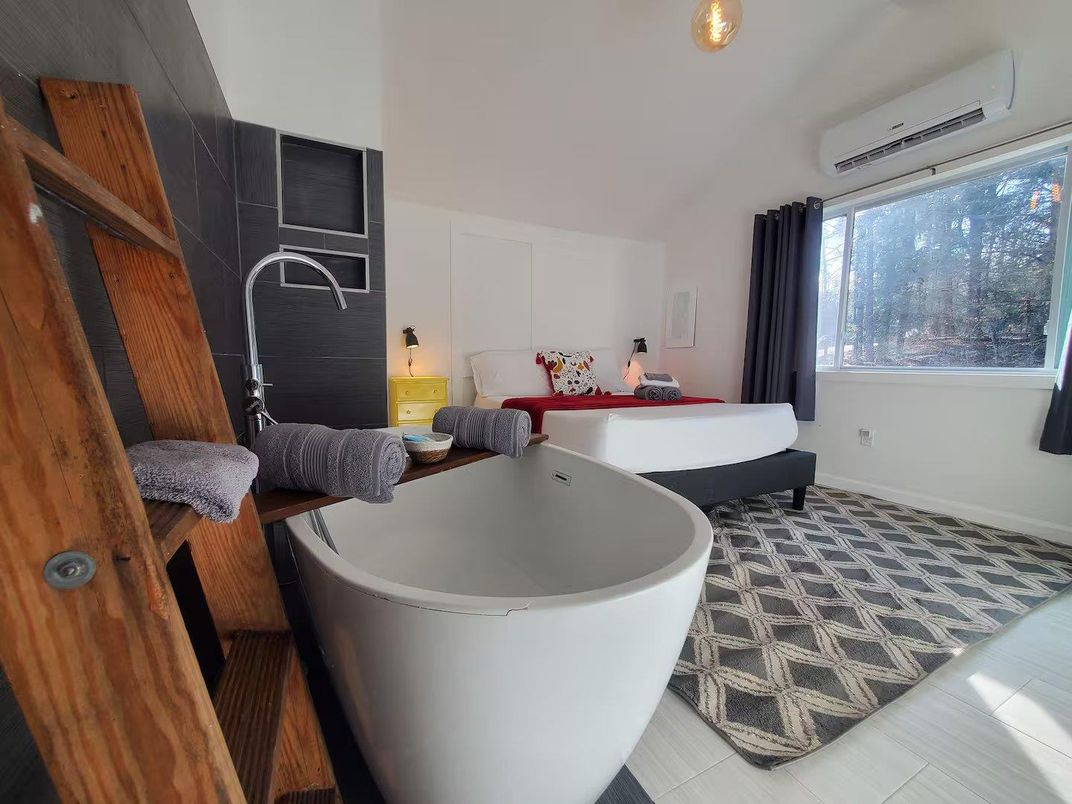 Bathroom, Free Standing Baths, Interior