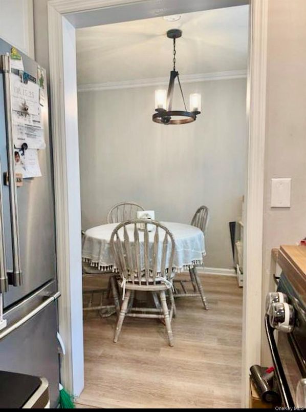 Dining room, Interior, Kitchen, Pendant Lights, Wood Texture Flooring
