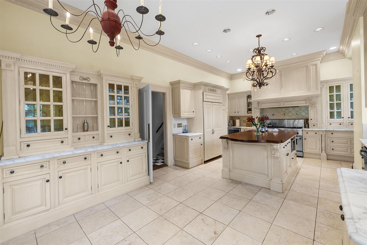 Chandelier, Interior, Kitchen, Recessed Lighting, Washer