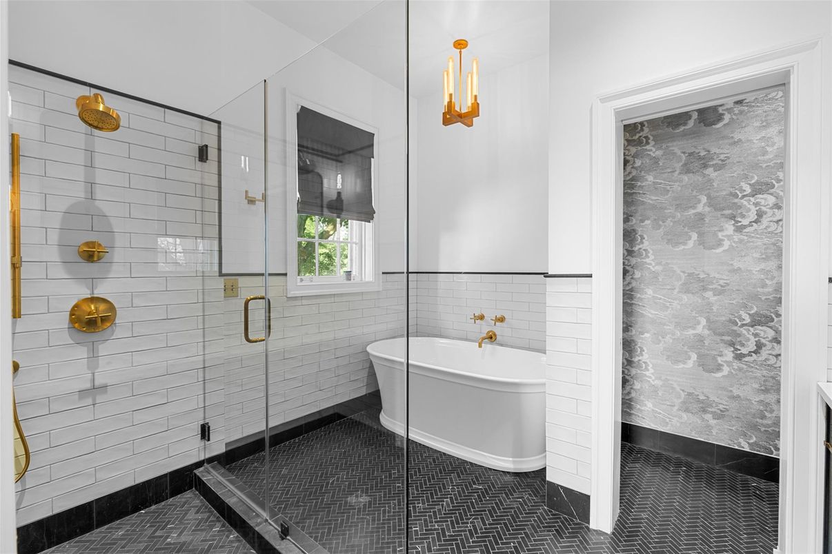 Bathroom, Free Standing Baths, Glass Shower, Interior