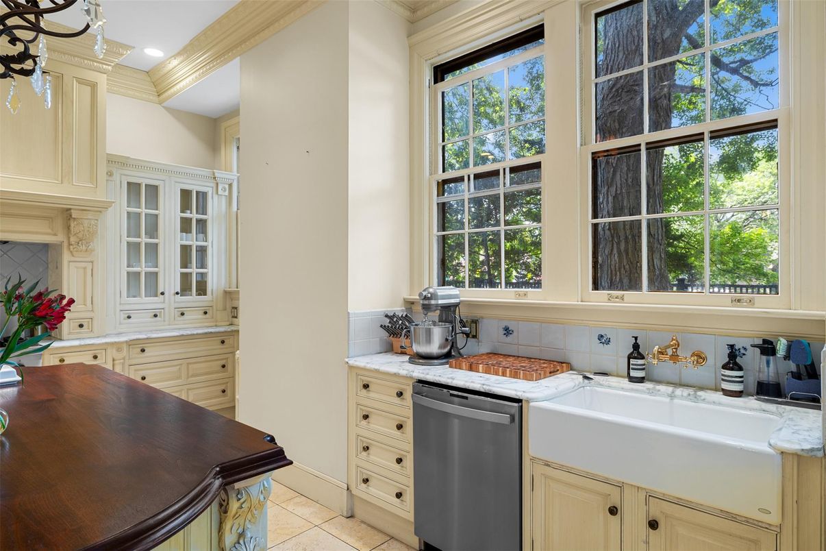 Interior, Kitchen, Recessed Lighting