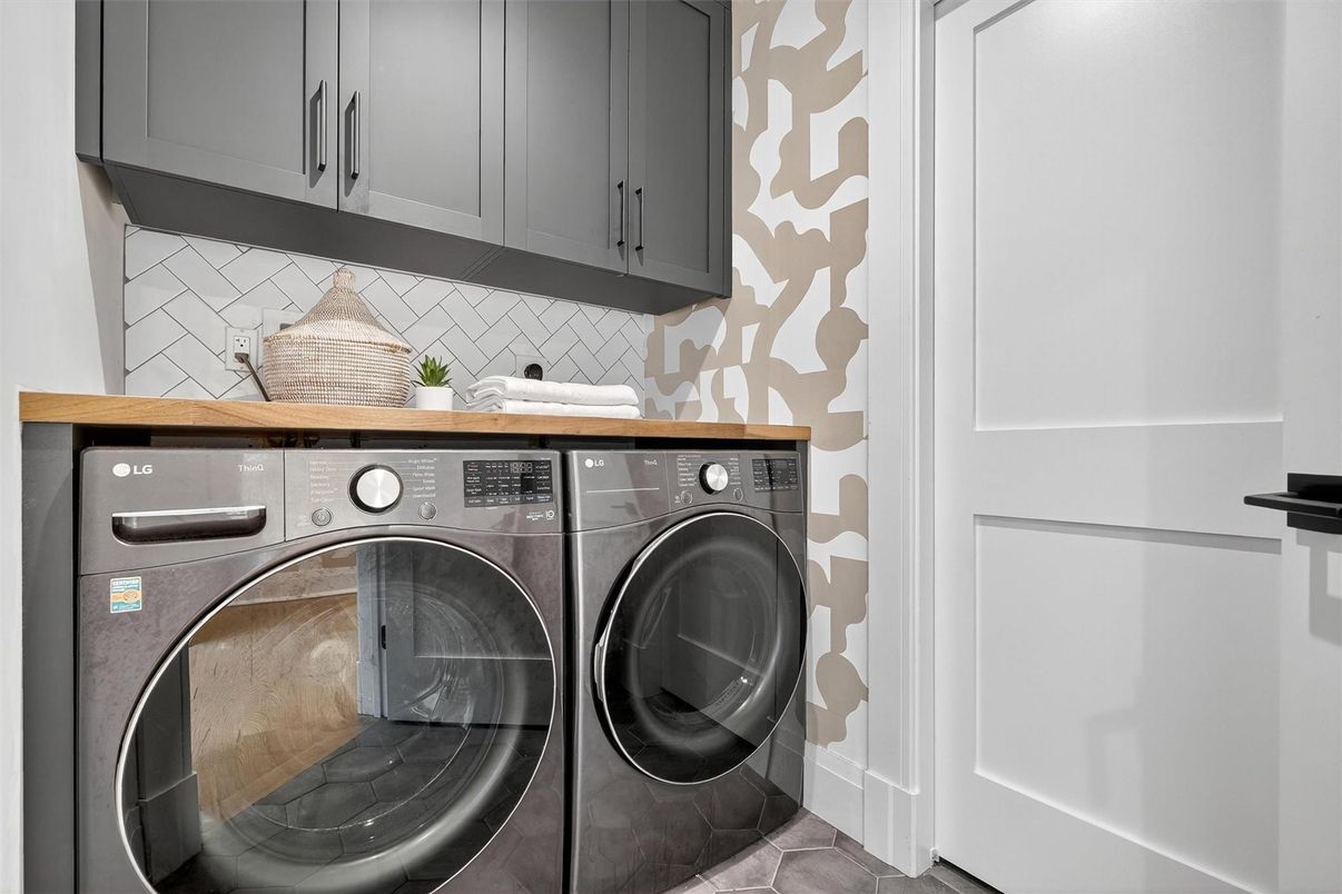 Interior, Washer