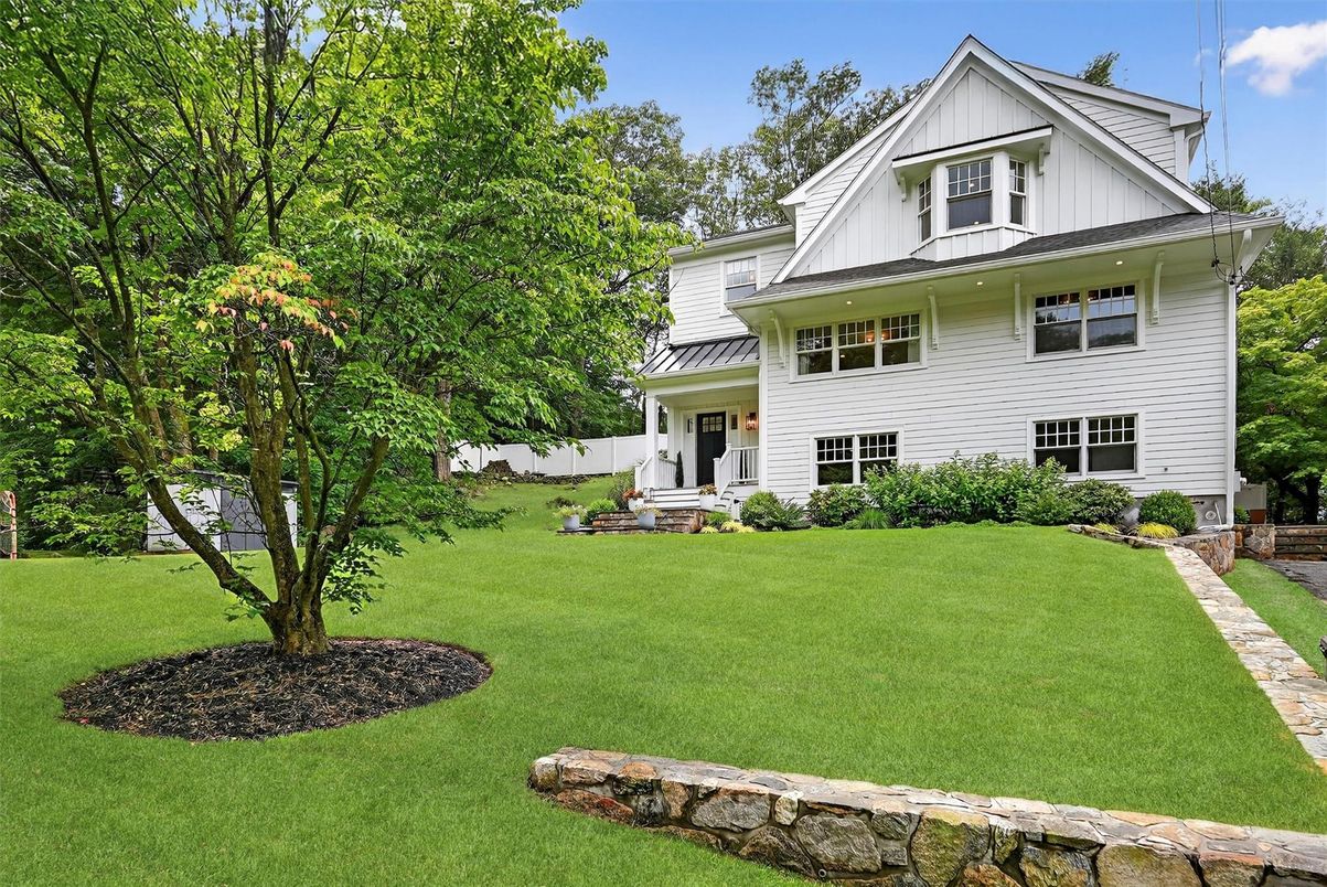 Backyard, Exterior, Facade, Farmhouse