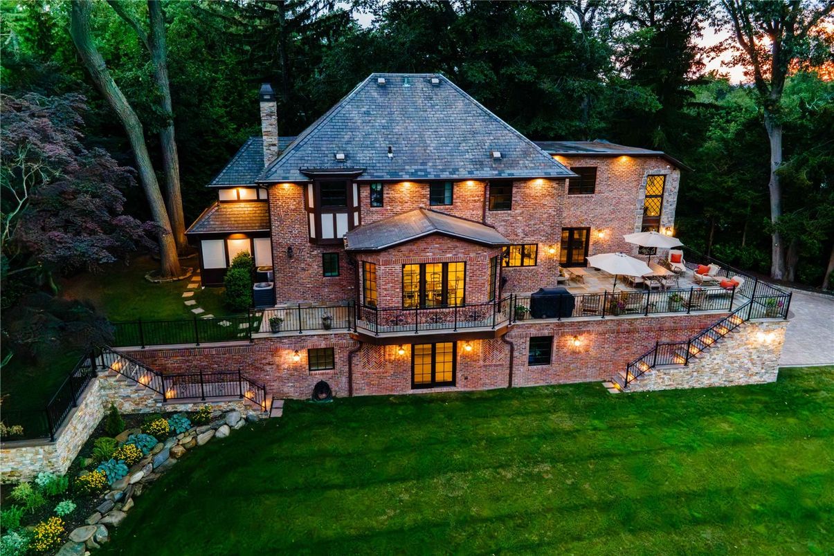 Exterior, Facade, Brick Facade, French Provincial
