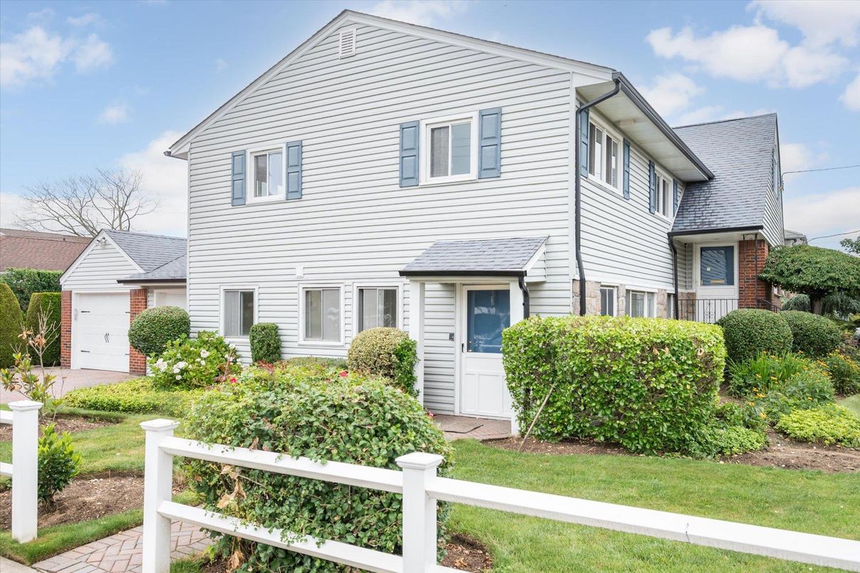 Detached Garage, Exterior, Facade, Farmhouse