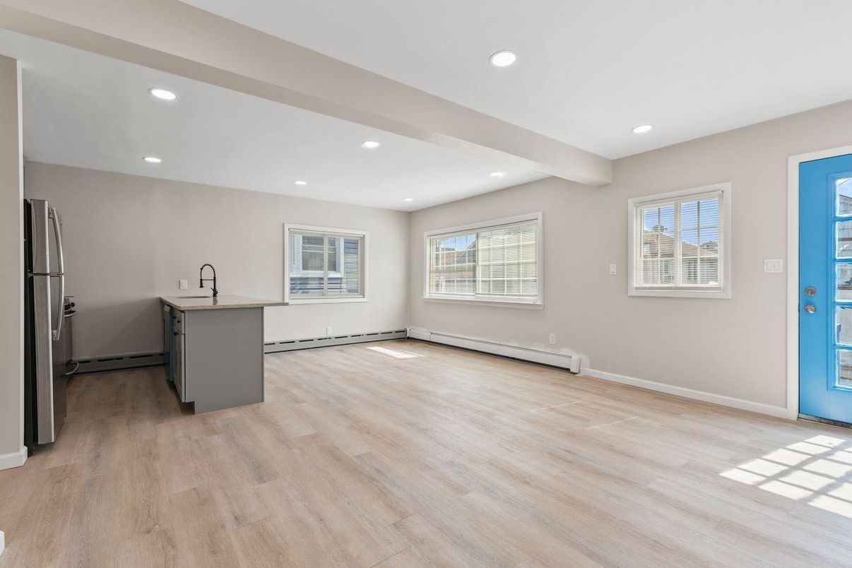 Empty room, Interior, Kitchen, Recessed Lighting, Wood Texture Flooring