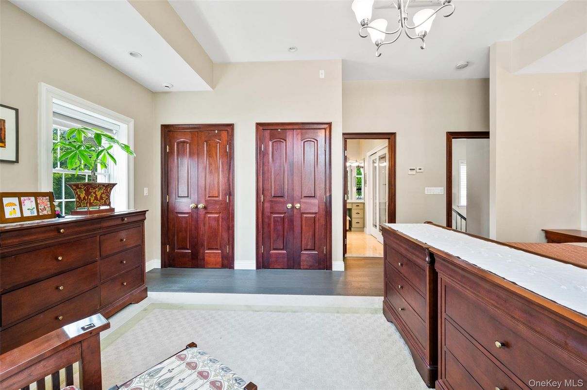 Chandelier, Interior, Wood Texture Flooring