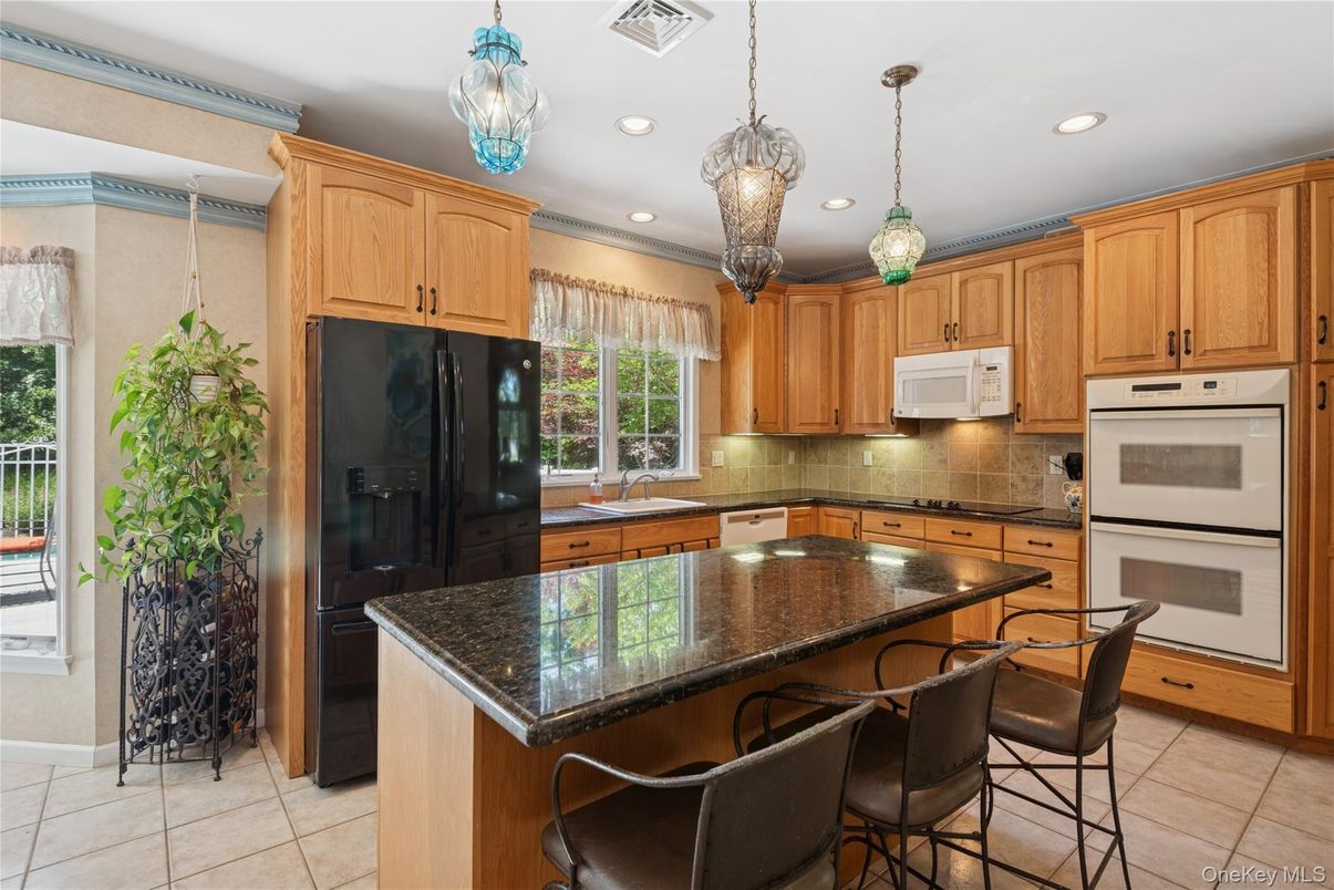 Interior, Kitchen, Pendant Lights, Recessed Lighting