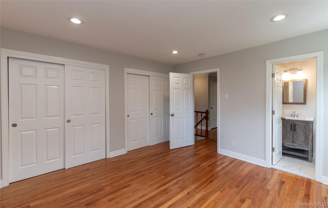 Bathroom, Empty room, Interior, Recessed Lighting, Wood Texture Flooring