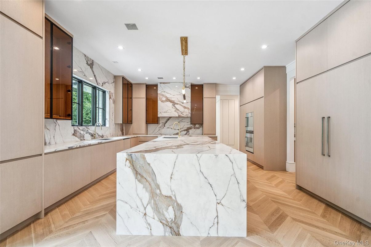 Interior, Kitchen, Marble Walls, Recessed Lighting, Wood Texture Flooring