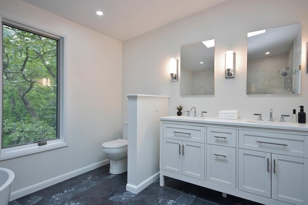 Bathroom, Dual Sink Vanities, Interior, Marble, Recessed Lighting