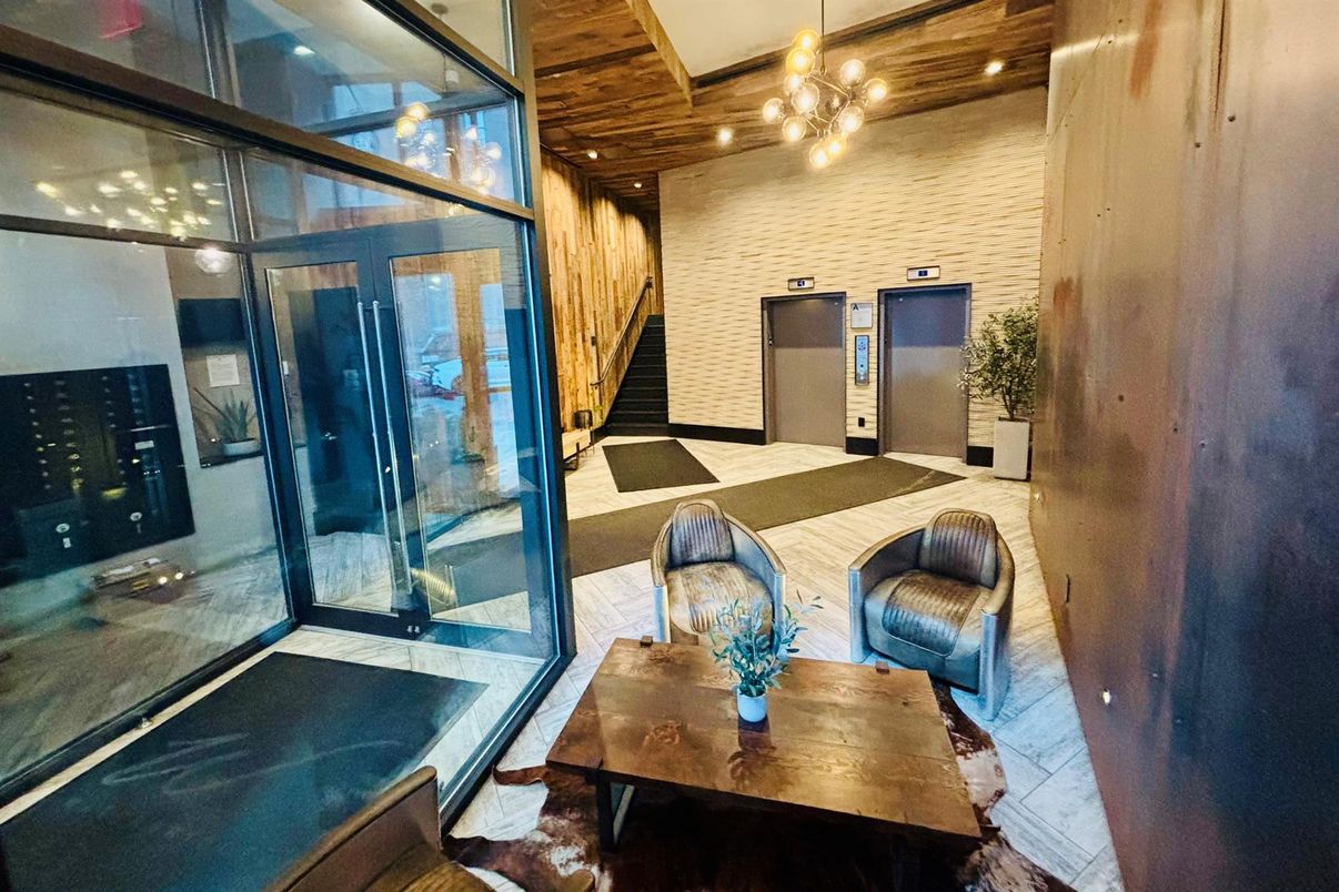 Chandelier, Dining room, Interior, Recessed Lighting, Stone Walls