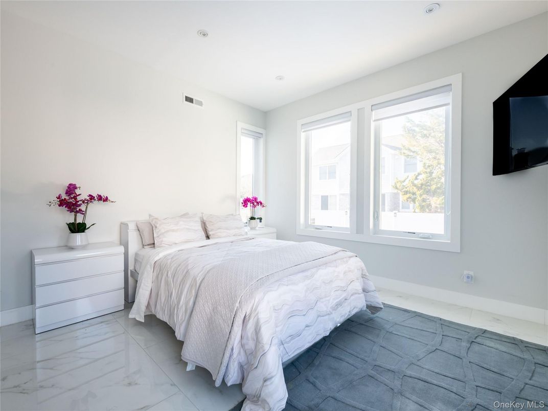 Bedroom, Interior, Marble, Recessed Lighting