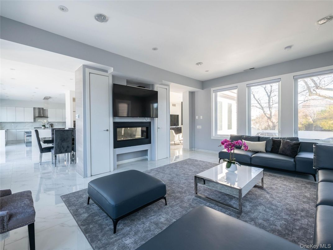 Dining room, Fireplace, Interior, Kitchen, Living room, Marble, Recessed Lighting