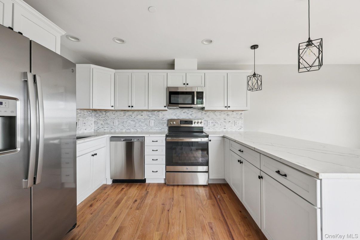 Interior, Kitchen, Pendant Lights, Recessed Lighting, Stainless Steel Appliances, Wood Texture Flooring