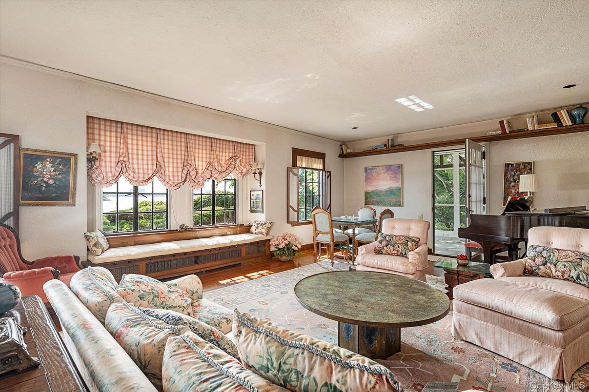 Interior, Living room, Piano, Wood Texture Flooring