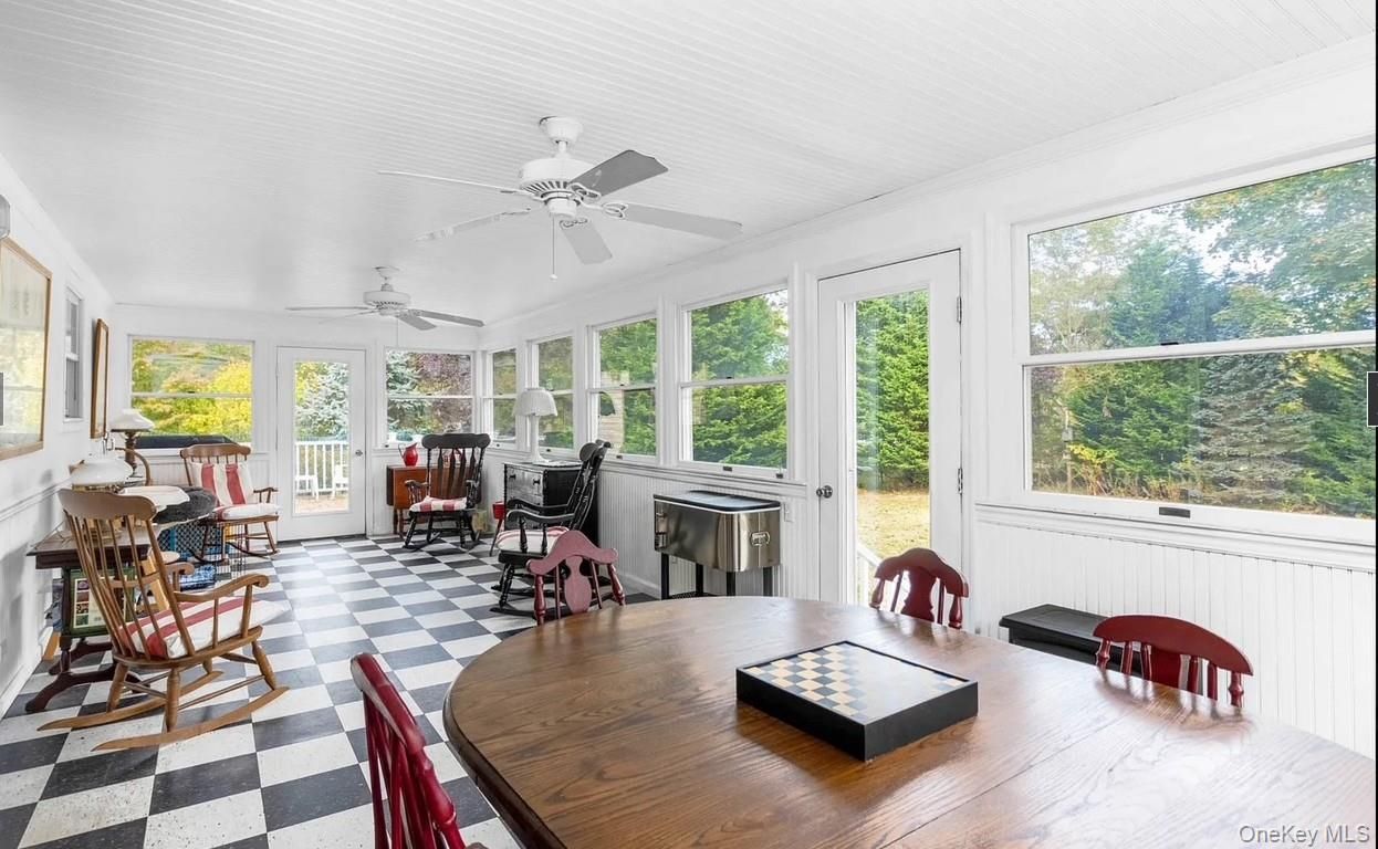Dining room, Interior, Sun Room