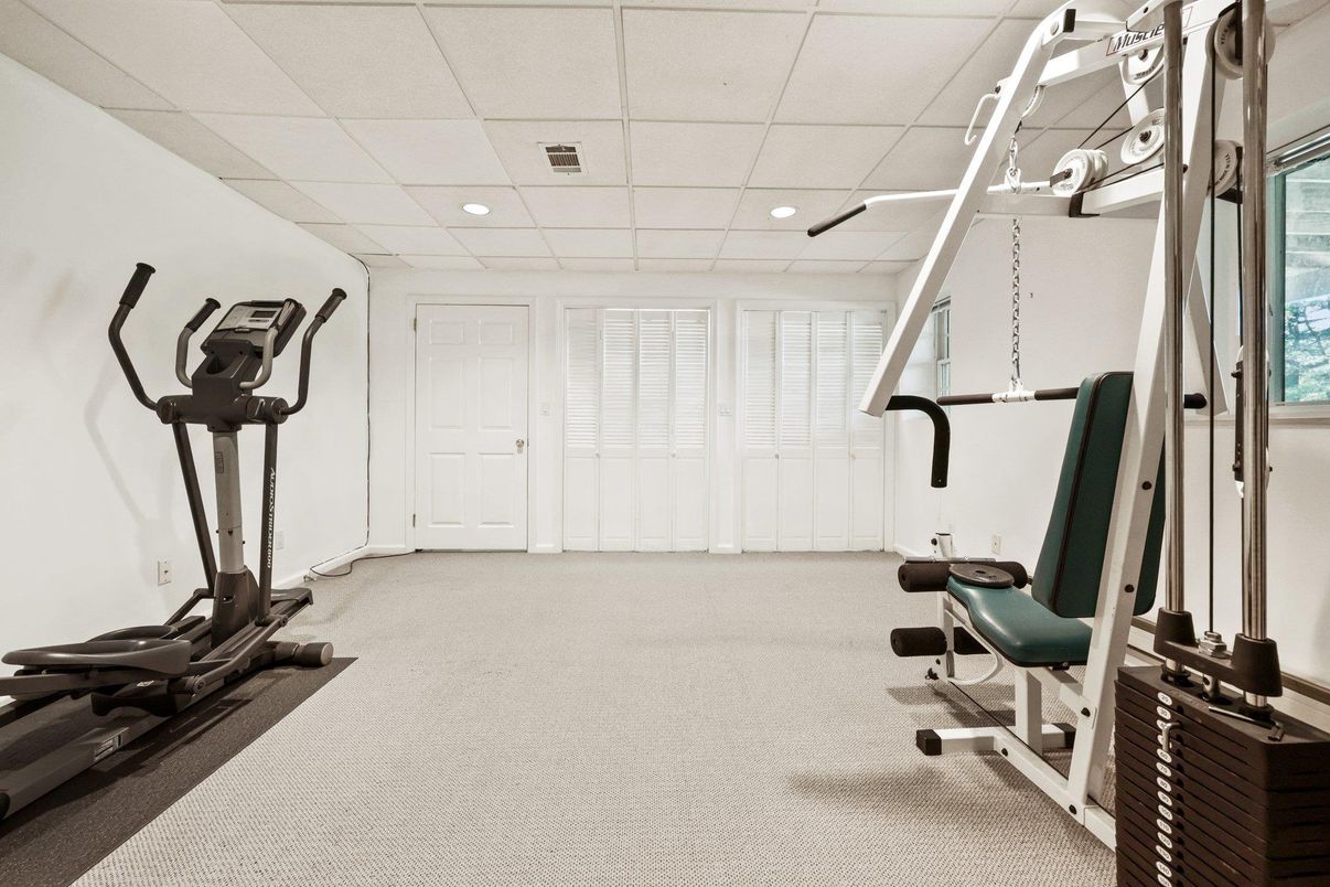 Fitness Equipment, Interior, Recessed Lighting