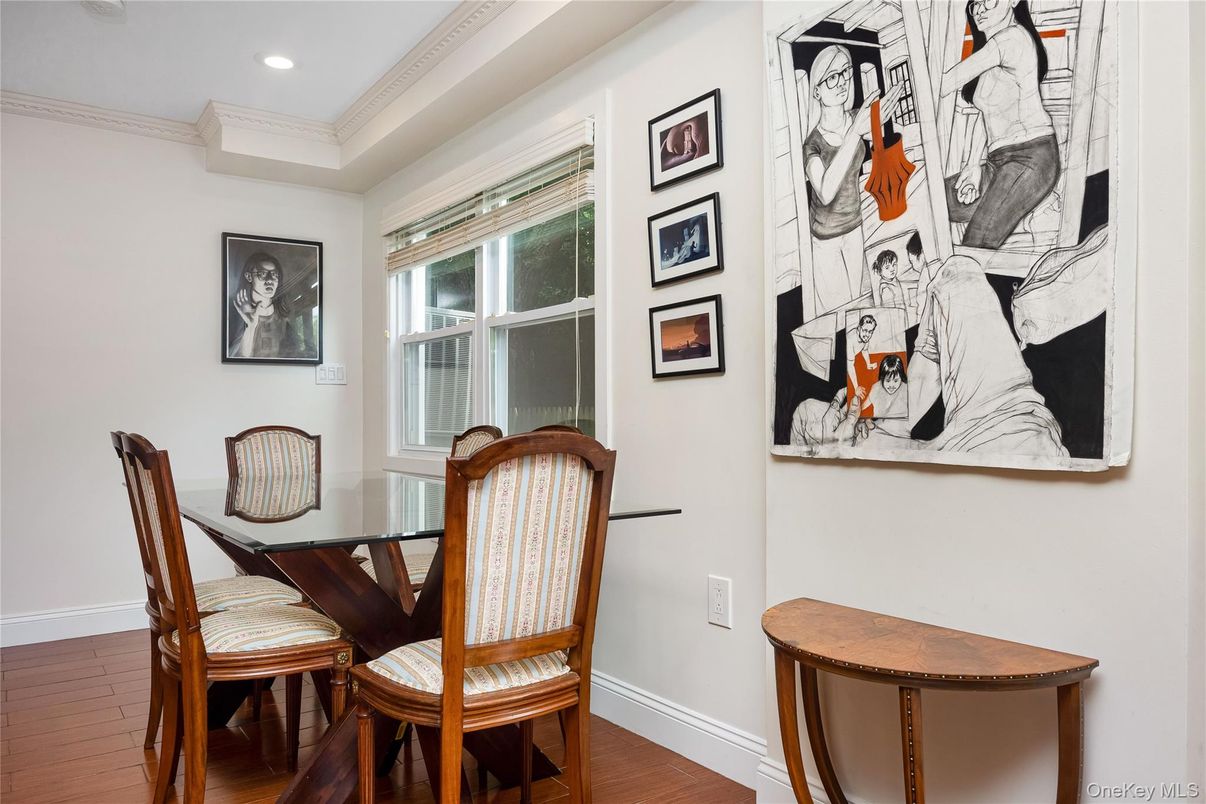 Dining room, Interior, Recessed Lighting, Wood Texture Flooring