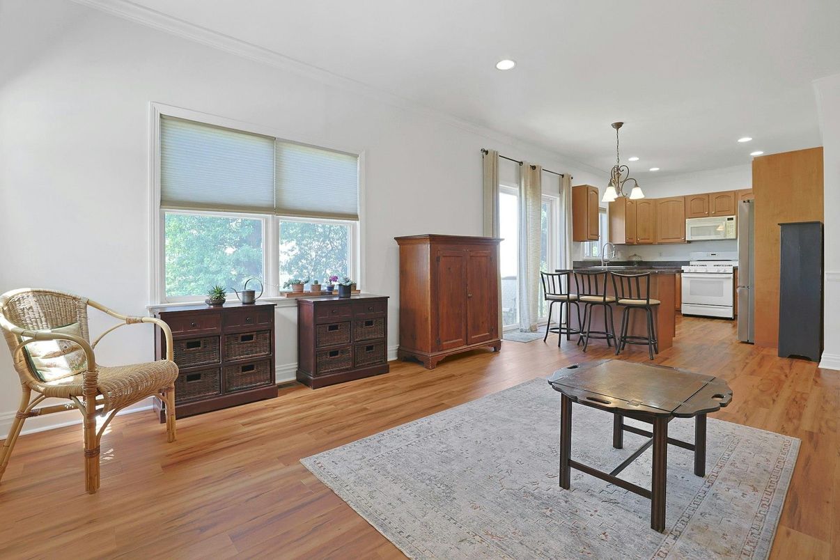 Interior, Kitchen, Pendant Lights, Recessed Lighting, Wood Texture Flooring