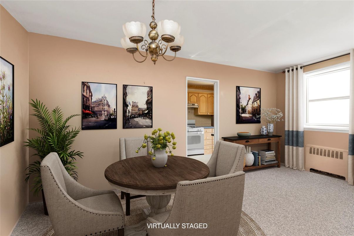 Chandelier, Dining room, Interior, Kitchen